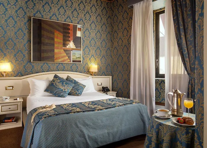 Residenza Canova TadoliniAlbergo